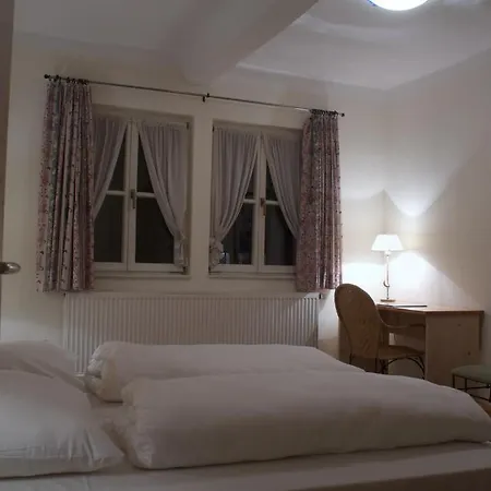 Hotel-Restaurant Weinstube Am Markt Hotel Gerolzhofen